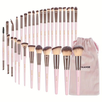 Ensemble de pinceaux de maquillage roses MAANGE avec sac assorti, idéal pour une application professionnelle du fond de teint et des ombres.